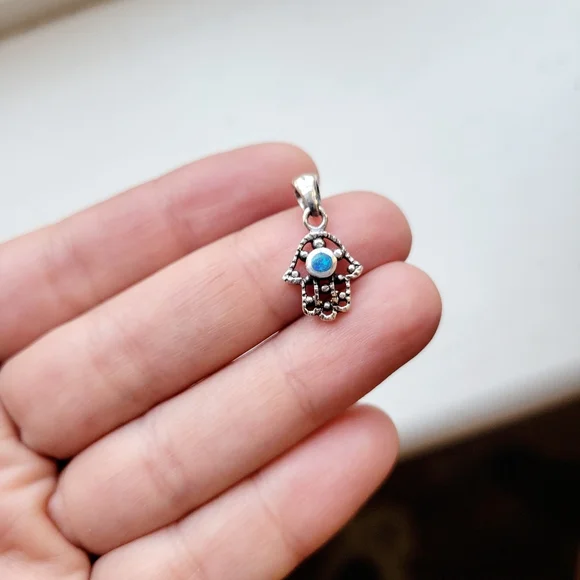 New Handmade 925 Sterling Silver Dainty Hamsa Blue Triplet Opal Evil Eye Charm - Picture 3 of 6